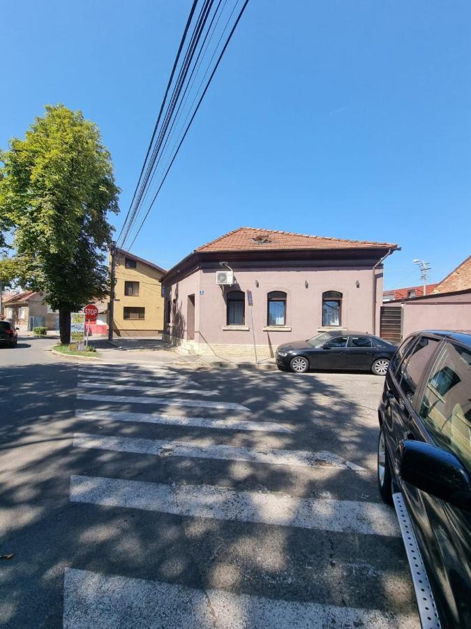 Laci Lak Premium Apartment Орадя Екстер'єр фото